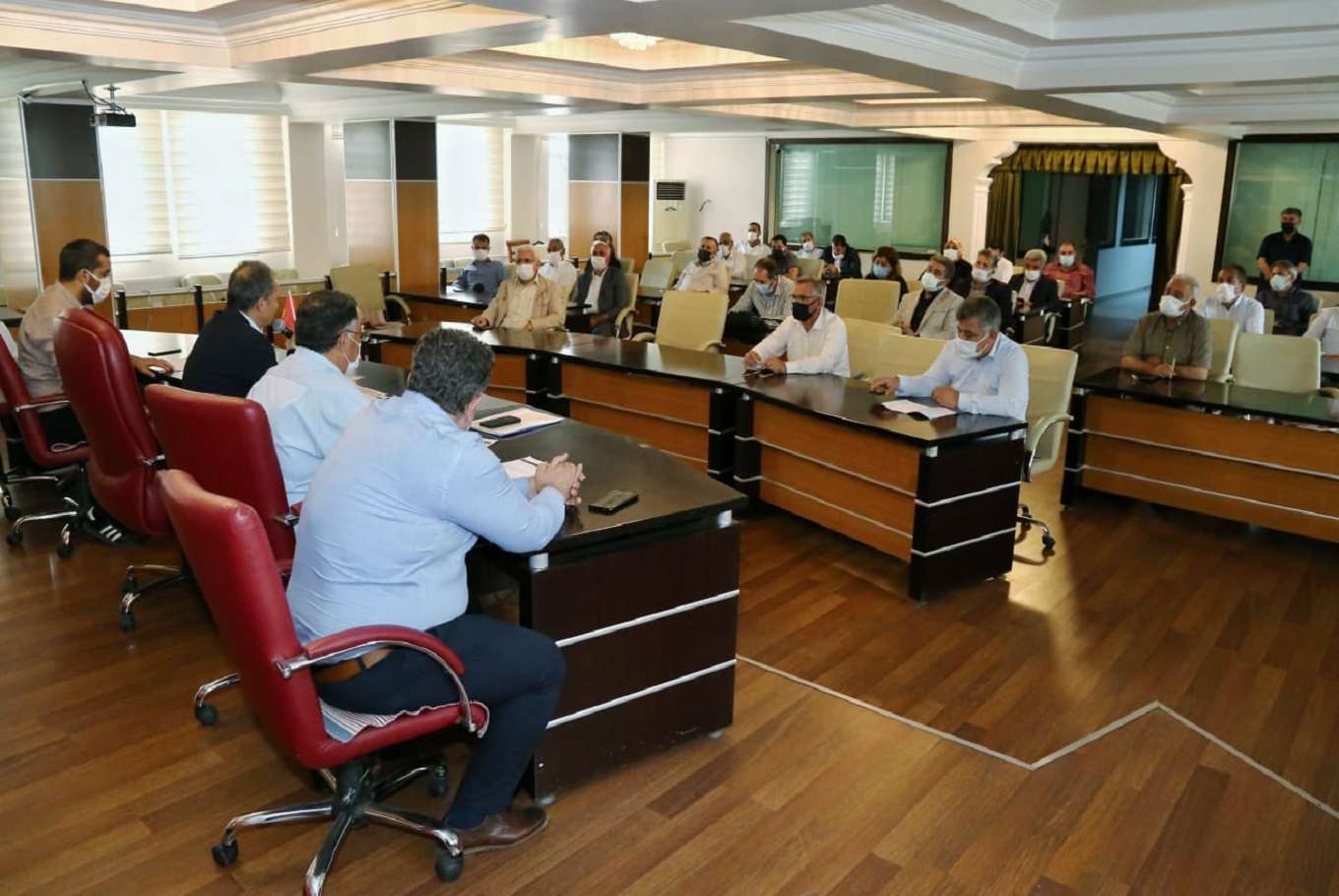 Adıyaman Belediyesi’nden ihtiyaç sahibi vatandaşlara 10 milyon destek paketi Adıyaman Belediyesi’nden ihtiyaç sahibi vatandaşlara 10 milyon destek paketi